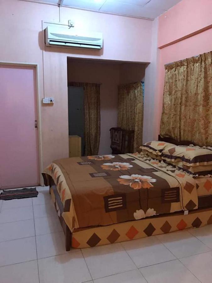 קואלה טרנגאנו Trisya Homestay מראה חיצוני תמונה